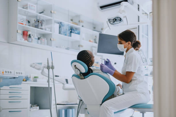 Best Root Canal Treatment  in Englewood, FL